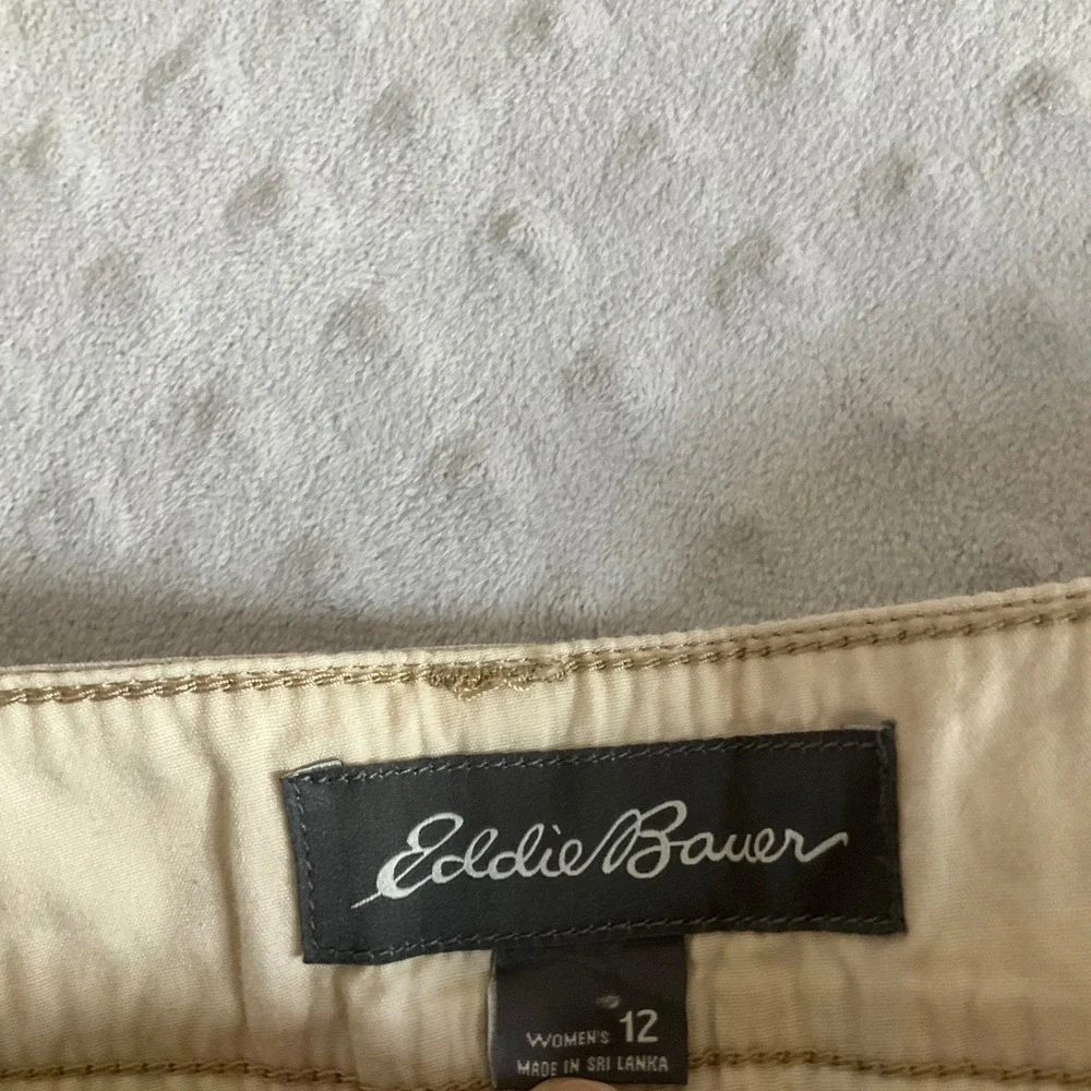 Eddie Bauer Destitrek Pants Womens 12 Oyster Tan Slightly Curvy Straight Leg NWT